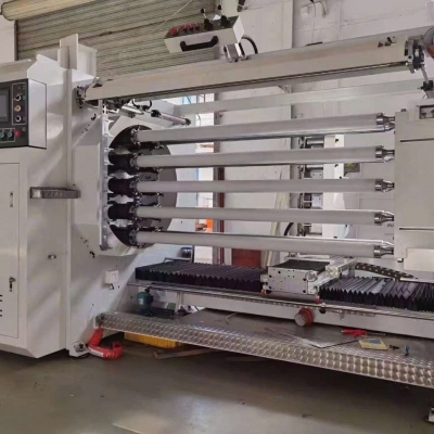 Máy Cắt Băng Keo Tự Động 5 Trục Đảo